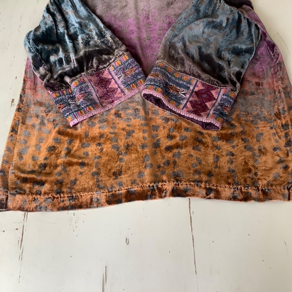 NWT Johnny Was embroidered Ombre Cheetah velvet kimono jacket Small - Picture 9 of 14